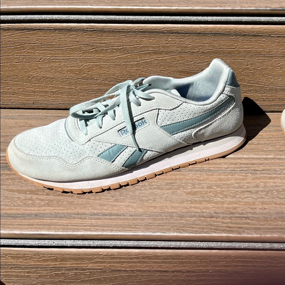 Reebok Women's Classic Harman Run Sneaker - Size 11 - Sea Foam